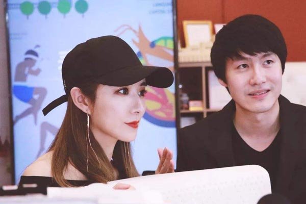 ����Ů��ޱ櫸������� �����Ի���˽���ĳɾ�