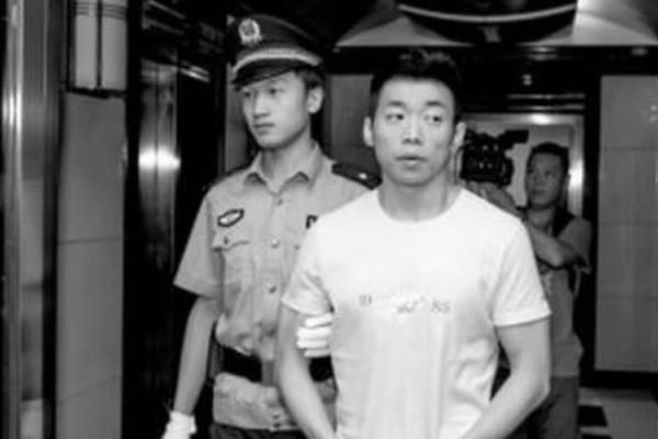 �׾�Ϊʲô�ᱻ�ɷ�ɱ�� �׾�������3��ͼƬ�ж��