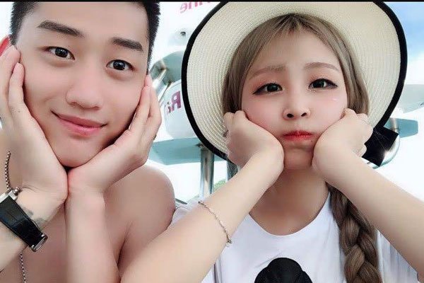 ��θ��è���ú�˭���� ���ٺ���ʲô��ϵ����û��