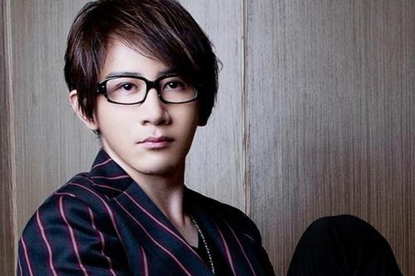 ��ǫΪʲôͻȻ������ �۷�֮���Ȼ����