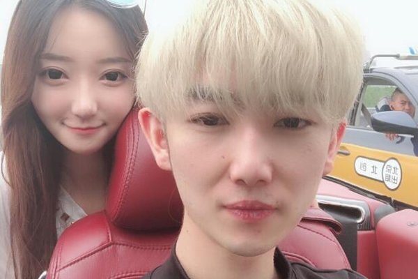 ��è������ͥ�����Ǹ������� ������Ů��ӵ������