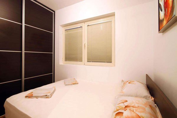 Լ��Լ�İ�Ħ���� ��Ħʦ�����Ƥ��Ů���ò���