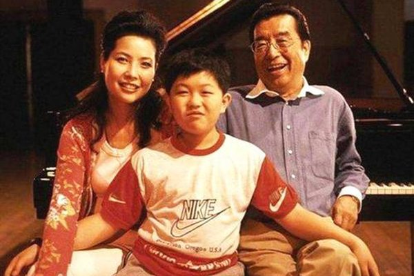 ����һ����������˭ ������û�����������Ǹ�ĸ