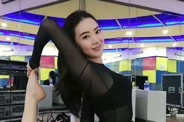 �������ʵ�������� ��Ϊ�����ĲμӸ�����ҵ�