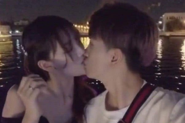 �����ٽ�ʮӧ�ö��� �����ú�Ů����񱻻ٵ���������