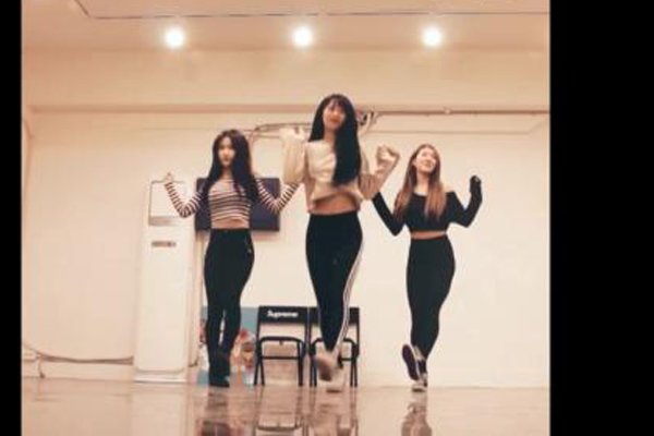 �������ض����� �ض�ɽҡ��Ļζ�