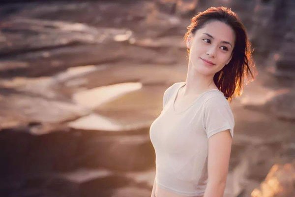 �¹�ϣ����δ����ͼ �߶Ⱥܴ���Ů����ȫ�����ݻ�