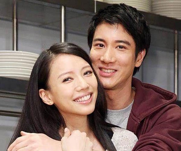 李靓蕾四年剖了三胎 为了要儿子这也太拼了