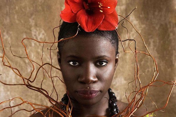 ���޶����� ����ϰ��̫���ö��˽��ܲ���