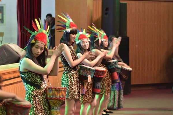 ���޶����� ����ϰ��̫���ö��˽��ܲ���