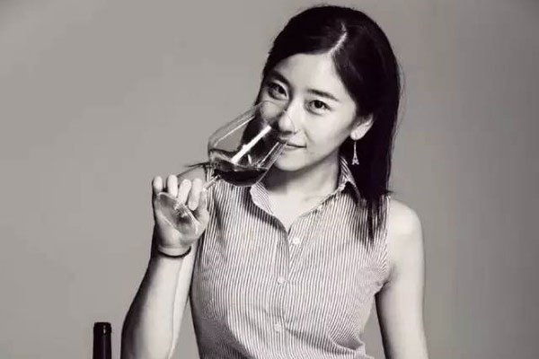 ��ʤ������Ӿ����ʲô ��ѧ��Ůǿ�����ĺõ���