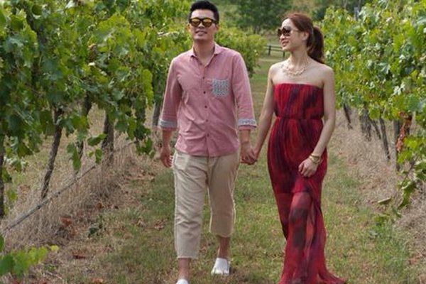 �º�д����溵ĳ�΢�� ������溵�΢����Ȼ��ɾ��