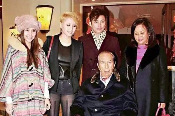 ����Ϊʲô��Ȣ�ü������� ʱ����һ�����ŵ�����̫��