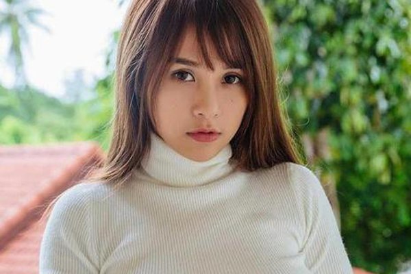 ���������Լ��Ľ�����Ⱦ ���ֱ��ϲ���ʵ��