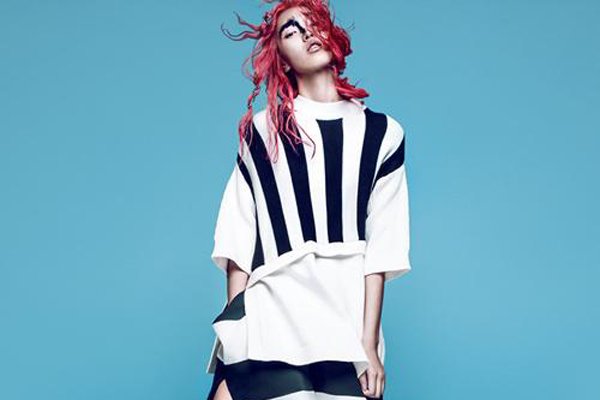 渗透之c君是男是女照片看上去是男的简介上是女的