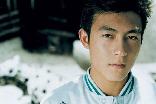 �¹�ϣ����400�����Ŀ� ��ɾ���ö౨��Ӧ���д浵