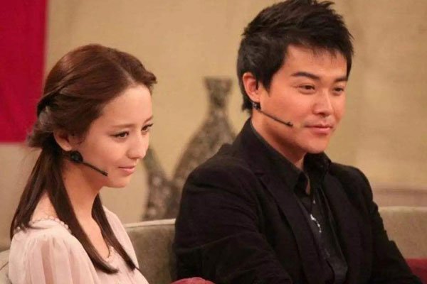 陈思成佟丽娅正式离婚 经纪人公开两个人就是不承认