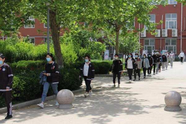 ��У��7������Ƶ Ů���ӵĸ��׶���Ļ�޷�����