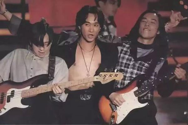 ��ʦ���ƼҾԵ����� �󸻴��Ӣ������