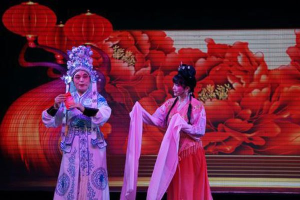 古代圆房时为什么要水 有朋友就是喜欢打破砂锅问到底