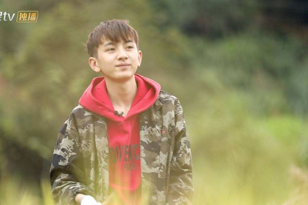 ���μ��Ǽٵ�ȫ����Ϸ Ϊ�˿����뿪��ʲô��Ը����