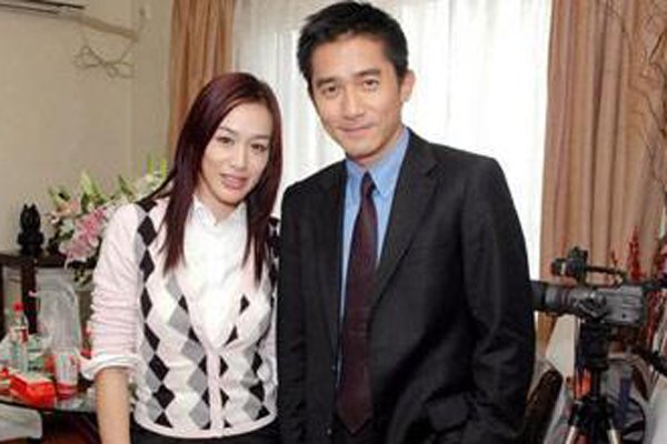 ����ΰ������羺����ĵ�Ӱ����Щ ����ΰ�������������