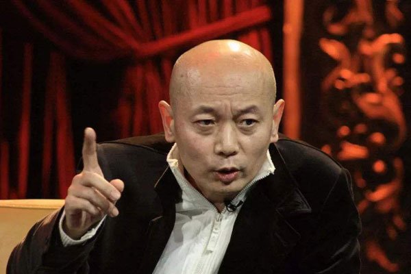 ���Ÿ����������� �ʹ���Ԫ��ʲô��ϵ