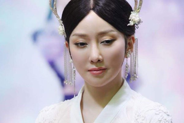 �������Ϲ��������ϼ�� ��˵���Ϲ���һλ����