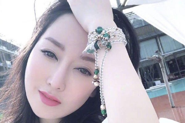 �������Ϲ��������ϼ�� ��˵���Ϲ���һλ����