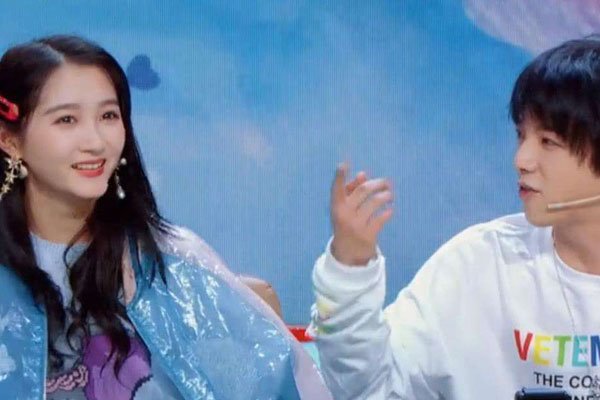 ����ͮ�ͻ�����ʲô��ϵ ֻ�Ǻ�����ϵһ��ͬ��