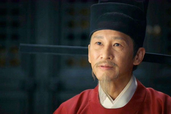 �����ɸ������ϼ�� �ݵĵ��Ӿ��ɫ����Щ