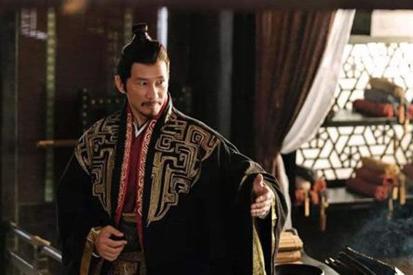 �����ɸ������ϼ�� �ݵĵ��Ӿ��ɫ����Щ