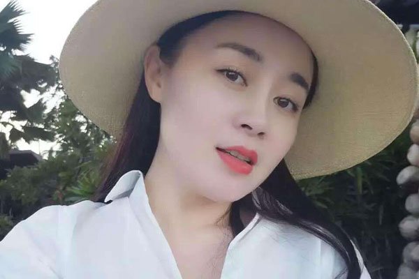 关婷娜的老公什么名字 她跟赵本山的合作也挺有料