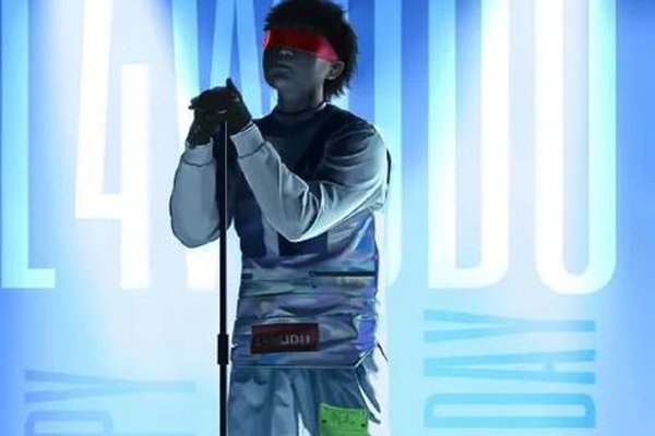 ��˵������������׽�ʲô���� ����׷������Ī��