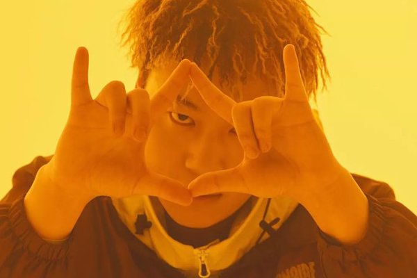 ��˵������������׽�ʲô���� ����׷������Ī��