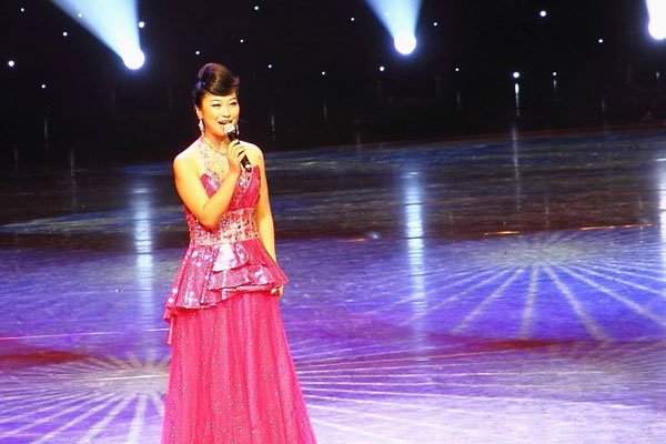 ��С�����ų¾����� �����ж���ǰ����˭