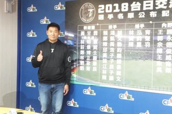 �Ƹ�����˭��� ������������ǻƸ��أ�