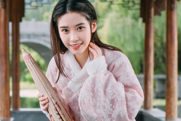 ���ɭ������ǰ����յ�ͼƬ ����ò�����Ĺؼ���͸�š��š�