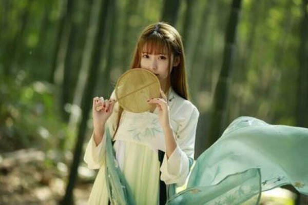 ���ɭ������ǰ����յ�ͼƬ ����ò�����Ĺؼ���͸�š��š�