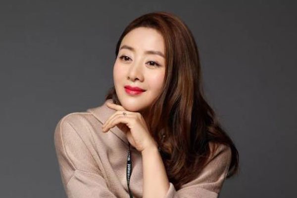 С���յ��Ϲ���˭ С�����ݹ��ĵ��Ӿ�����Щ