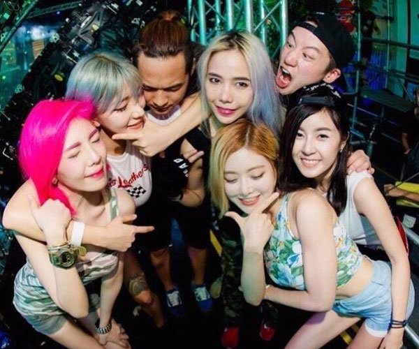 ��������Ƶ���۾��� һ����ʮ������զ������ô�˳�ʲô����