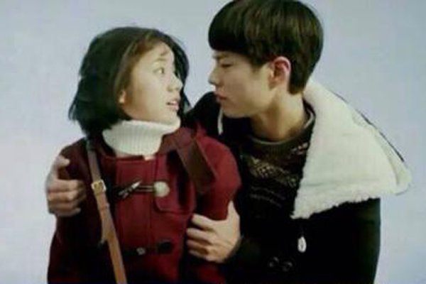 �ӱ���������Ϸ��Ӧ �������촽������Ȼ�ио�