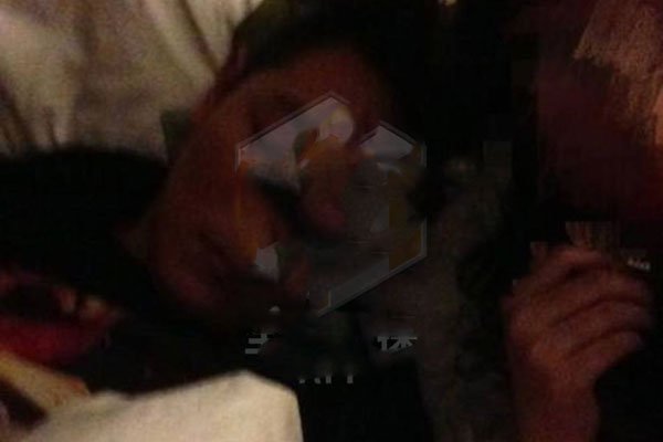 ��Դ����Ů��ͼƬ �ٵ������������ϵ�ǰ;