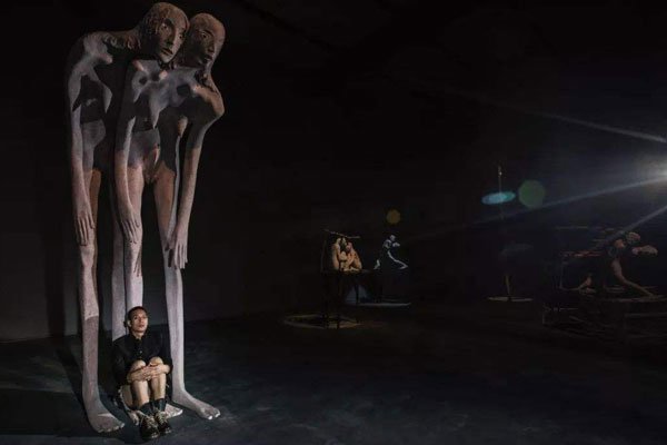 �����µ������� Խ����а�����Խ���׿�����