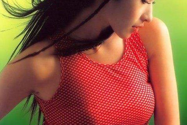 ħ����ʹˮ��ҧ�� Ů��Ա�߶Ȼ��Ǻܴ�