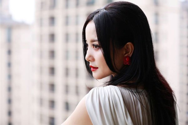 Ů���պ��Ϲ���˭ �������ȷ���ǲ���С�պ�