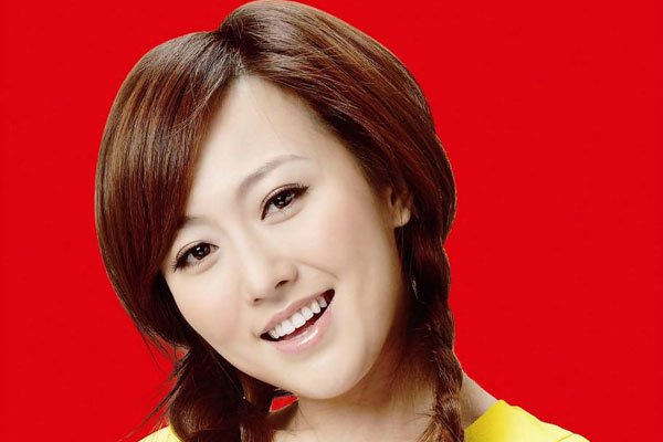 潘阳的个人简历资料不靠父亲现在在做什么