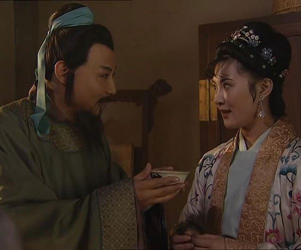 ˮ䰴���ϸ˼���ֵĿֲ�Ƭ�� �Գ�������ֵĺ�����ν