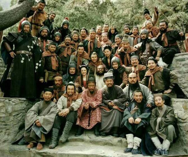 ˮ䰴���ϸ˼���ֵĿֲ�Ƭ�� �Գ�������ֵĺ�����ν