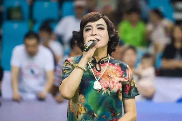 ��ϣ���������� Ů����װ������Ϊ��ʲô